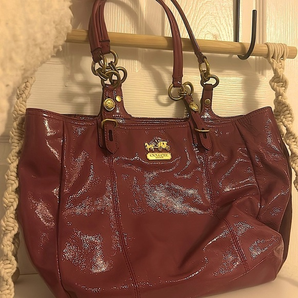 Shiny Purple Madison Coach Raspberry Handbag - Picture 1 of 12